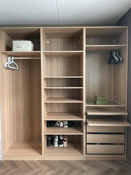 Kleding kast pak kast, Huis en Inrichting, Kasten | Kledingkasten, Ophalen of Verzenden