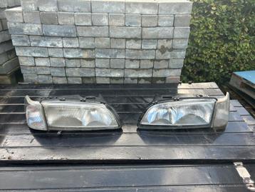Koplampen volvo v70 s70 850 beschikbaar voor biedingen
