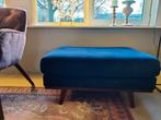 Nous living Hocker. Blauw velours, Huis en Inrichting, Banken | Voetenbanken en Poefen, Ophalen, Zo goed als nieuw, Rechthoekig