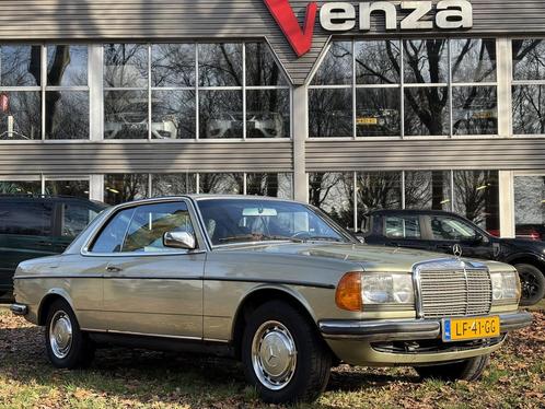 Mercedes-Benz 200-280 (W123) 230 CE NL-AUTO 1E EIGENAAR!, Auto's, Oldtimers, Bedrijf, Te koop, Mercedes-Benz, Benzine, Coupé, Automaat