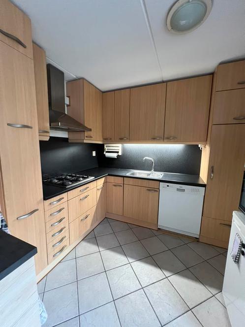 Hoekkeuken L-keuken met inbouwapparatuur, Huis en Inrichting, Keuken | Complete keukens, Gebruikt, Hoekkeuken, Overige kleuren