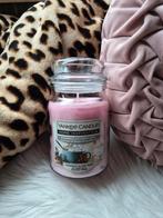 Yankee Candle Large - Marshmallow Snowflakes - Nieuw!, Huis en Inrichting, Nieuw, Ophalen of Verzenden, Crème, Kaars