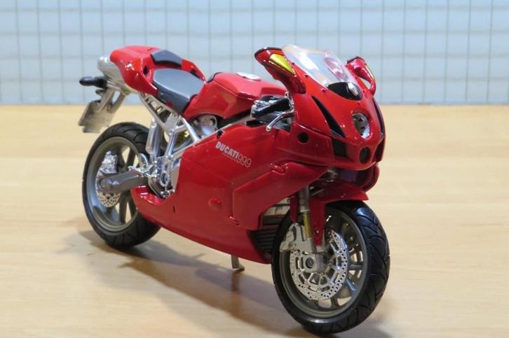 Ducati 999 1:12 43693, Hobby en Vrije tijd, Modelauto's | 1:5 tot 1:12, Nieuw, Motor, 1:9 t/m 1:12, Ophalen of Verzenden
