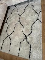 Vloerkleed Crème/Zwart  230x160cm ( 2x), Huis en Inrichting, Stoffering | Tapijten en Kleden, Ophalen, Gebruikt, 150 tot 200 cm