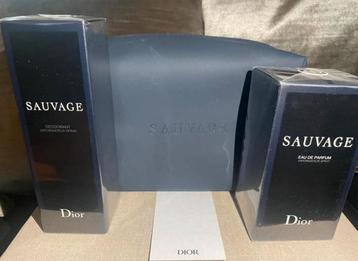 Dior Sauvage 100 ml edp, Sauvage deospray in luxe toilettas  beschikbaar voor biedingen