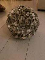 Decoratieve zilveren met wit lampenkap., Huis en Inrichting, Lampen | Hanglampen, Ophalen of Verzenden, Zo goed als nieuw, Minder dan 50 cm