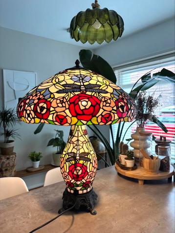 Grote Libelle Tiffany tafellamp art deco beschikbaar voor biedingen