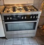 5 pits fornuis met grote oven en afzuigkap, Witgoed en Apparatuur, Fornuizen, Ophalen, 60 cm of meer, Zo goed als nieuw, Gas