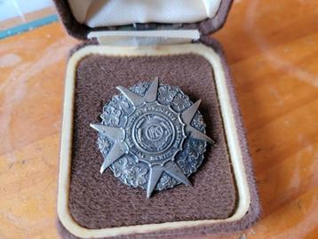 1913 malta pin badge congress a vassallo beschikbaar voor biedingen