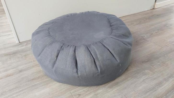Ronde poef vulling DIY, Huis en Inrichting, Banken | Voetenbanken en Poefen, Gebruikt, 50 tot 75 cm, 50 tot 75 cm, Rond, Stof