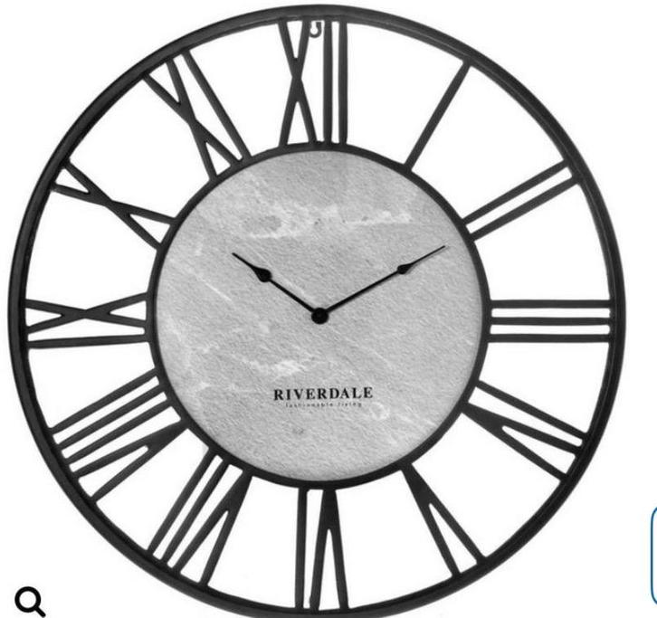 Riverdale Derby Wandklok Zwart 75cm, Huis en Inrichting, Woonaccessoires | Klokken, Zo goed als nieuw, Wandklok, Analoog, Ophalen of Verzenden