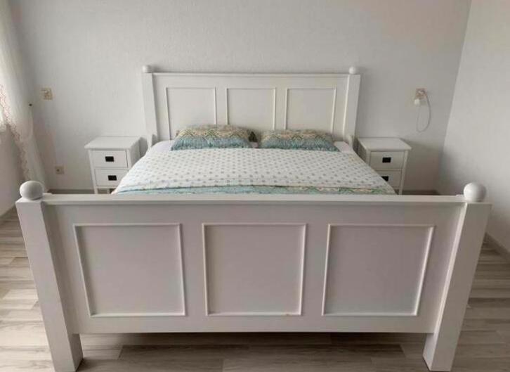 Goossens Landelijke Witte Slaapkamer 2 persoons, Huis en Inrichting, Slaapkamer | Complete slaapkamers, Zo goed als nieuw, Tweepersoons