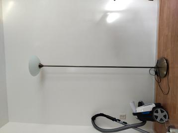 Staande lamp beschikbaar voor biedingen