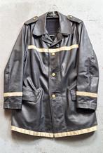 Lederen Brandweerjas., Ophalen, Gedragen