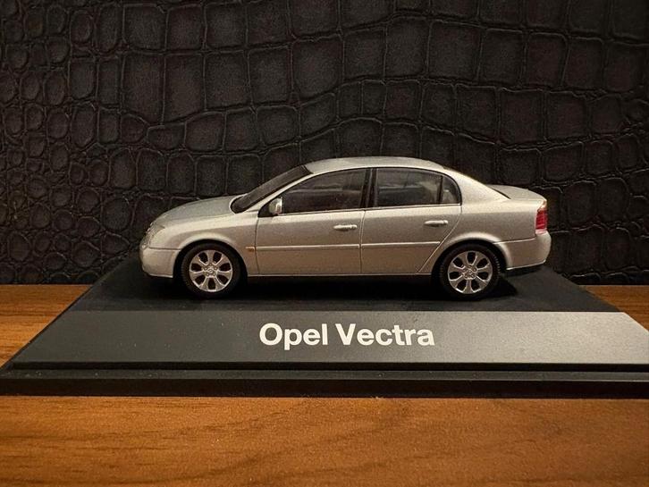 Opel Vectra van Schuco, Hobby en Vrije tijd, Modelauto's | 1:43, Nieuw, Auto, Schuco, Ophalen of Verzenden