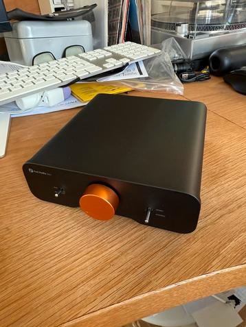 Fosi Audio ZA3 versterker met XLR input beschikbaar voor biedingen