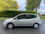 Daewoo Tacuma 1.8 SE NAP/APK 4-2025/AIRCO, Auto's, Daewoo, Origineel Nederlands, Te koop, 98 pk, Zilver of Grijs