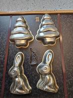 Bakvormen metaal. Kerstboom, paashaas, Hobby en Vrije tijd, Taarten en Cupcakes maken, Gebruikt, Bakvorm, Taarten of Cupcakes