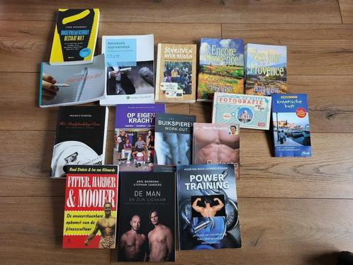 16 boeken over fitness | reizen | schrijven en ondernemen, Boeken, Sportboeken, Balsport, Ophalen of Verzenden
