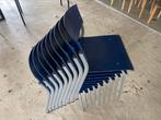 9 donkerblauwe houten stoelen met stalen frame, Ophalen, Zo goed als nieuw, Blauw