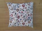 Z.g.a.n. IKEA Brunört kussen 32 x 32 cm, Ophalen, Zo goed als nieuw, Wit, Vierkant