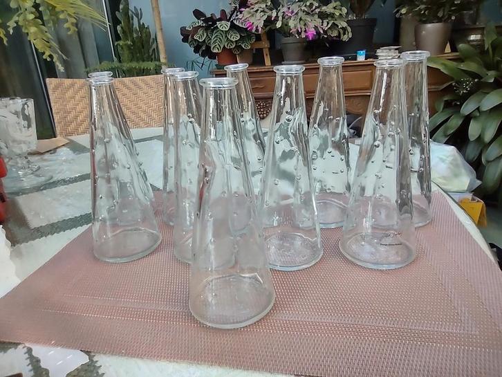 10 mooie taps-lopende vaasjes. Merk Emma Dafnäs, Huis en Inrichting, Woonaccessoires | Vazen, Overige kleuren, Minder dan 50 cm