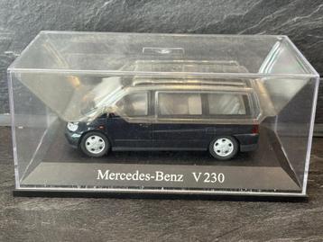 Mercedes-Benz V230 | Schuco | Mint/Boxed beschikbaar voor biedingen