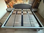 Tweepersoonsbed 210x180 incl lattenbodem en nachtkastjes, Ophalen, 210 cm, Tweepersoons, Zo goed als nieuw