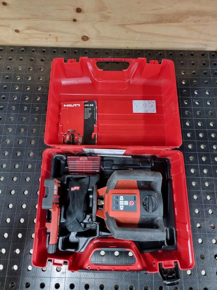 Hilti Roterende Laser met Statief en Baak, Doe-het-zelf en Verbouw, Meetapparatuur, Gebruikt, Overige meters, Ophalen