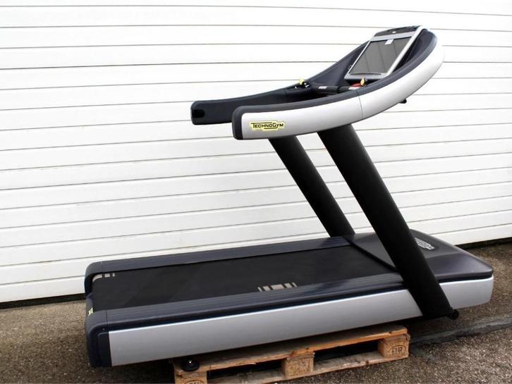 Technogym Run Now Excite+ 700 Unity Loopband Treadmill, Sport en Fitness, Fitnessmaterialen, Gebruikt, Overige typen, Armen, Benen