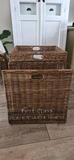 Riviera Maison rieten tafel, Ophalen, 50 tot 100 cm, Zo goed als nieuw, Rechthoekig