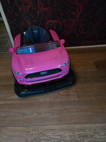 Roze Mustang Loopauto 3 in 1 beschikbaar voor biedingen