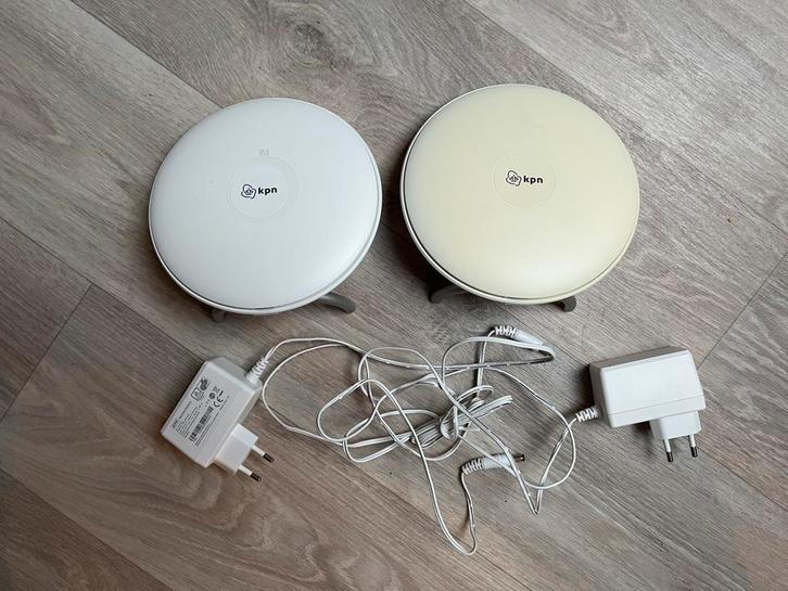 2 in goede staat verkerende KPN SuperWifi-versterkers, Computers en Software, WiFi-versterkers, Zo goed als nieuw, Ophalen of Verzenden