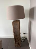Unieke staande lamp genaakt uit antieke spoorbiels, Huis en Inrichting, Lampen | Vloerlampen, Ophalen, Gebruikt, Antiek landelijk
