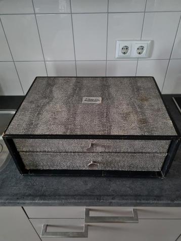 Zilmeta Puntfilet Bestekcassette 12 pers. 1953 beschikbaar voor biedingen