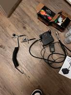 Airbrush Set Compleet - 2 Pistolen, Compressor & Verf, Hobby en Vrije tijd, Schilderen, Ophalen, Gebruikt, Airbrush en Toebehoren