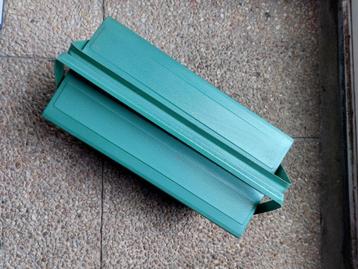4 nieuwe groene metalen gereedschapskist beschikbaar voor biedingen