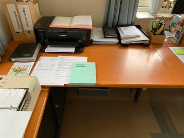 Bureau + Archiefkast - Thuisgebruik beschikbaar voor biedingen