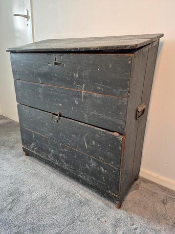 Vintage Gereedschap kast/kist beschikbaar voor biedingen
