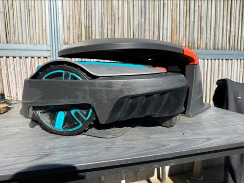 Gardena Sileno Robotgrasmaaier, Tuin en Terras, Robotmaaiers, Gebruikt, 20 tot 25 cm, Bestuurbaar via app, Ophalen of Verzenden