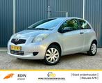 Toyota YARIS 1.0 VVTI SPIRIT / Dealer onderhouden / Nieuwe A, Auto's, Voorwielaandrijving, 527 kg, Gebruikt, 750 kg