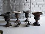 2 set’s oude gietijzeren louvre vazen, Ophalen