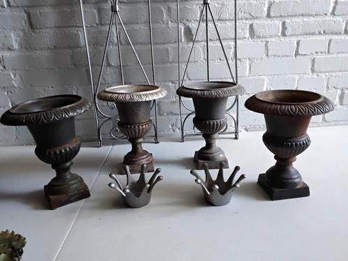 2 set’s oude gietijzeren louvre vazen, Tuin en Terras, Tuinvazen, Ophalen