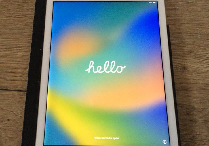 Te koop Apple Ipad Pro 256 GB puntgaaf !, Computers en Software, Apple iPads, Zo goed als nieuw, Apple iPad, Wi-Fi, 10 inch, 256 GB