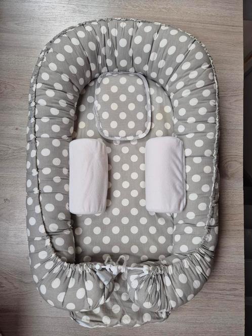 Babynestje - grijs met stippen!, Kinderen en Baby's, Babywiegjes en Ledikanten, Zo goed als nieuw, Overige typen, Ophalen