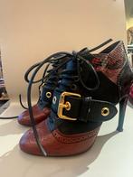 Vintage Burberry Hakken - Prachtige Details!, Ophalen of Verzenden, Gedragen, Bruin, Pumps