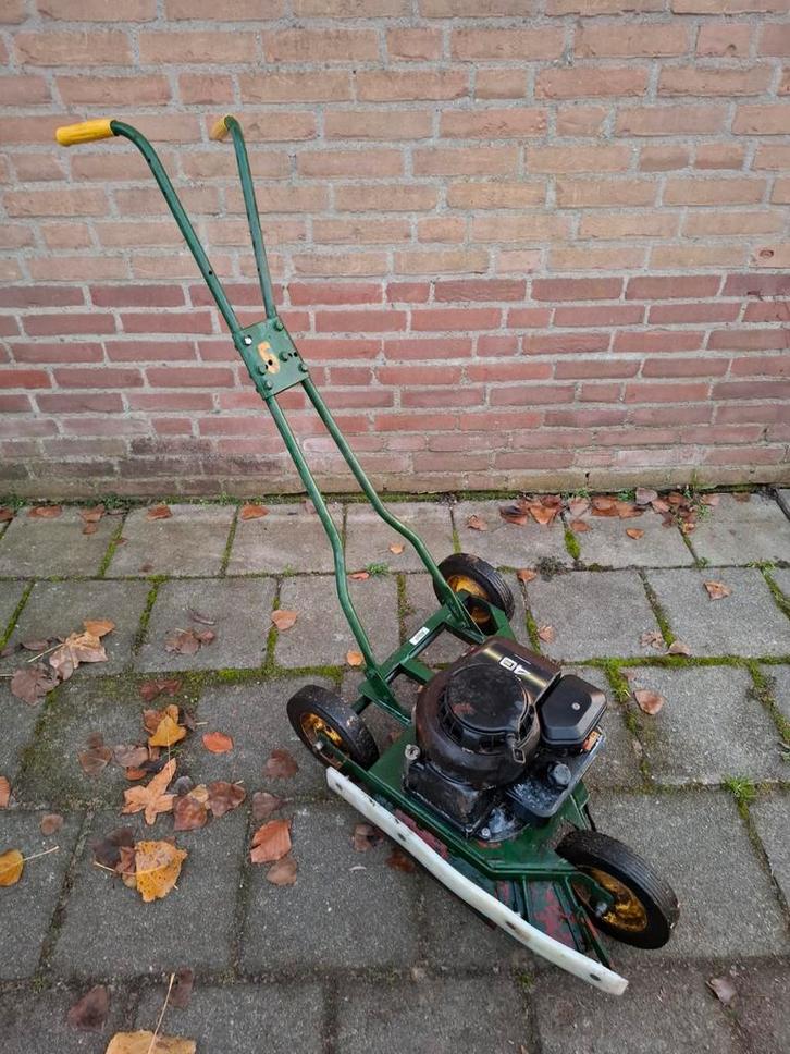 Benzinemaaier - Ideaal voor kanten!, Tuin en Terras, Grasmaaiers, Ophalen