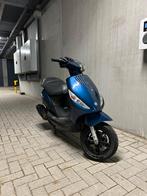 Piaggio Zip | Zeer nette staat | 1e eigenaar | Geel kenteken, Fietsen en Brommers, Scooters | Piaggio, Ophalen, Maximaal 45 km/u