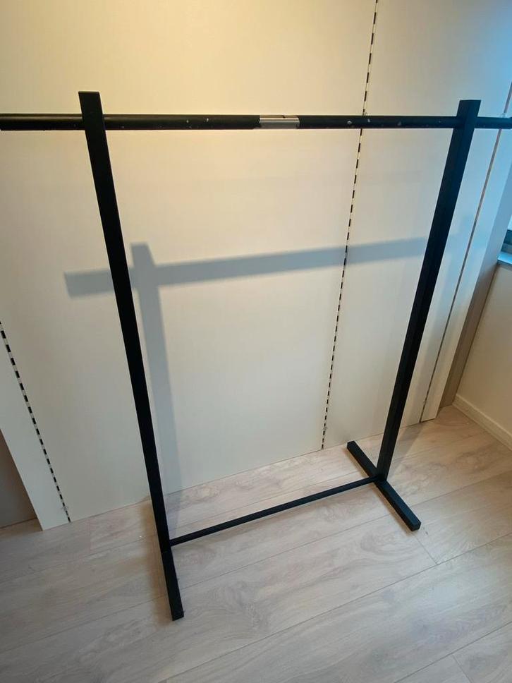 Kledingrek - 3 stuks, Kleding | Dames, Kledingrekken, Gebruikt, Ophalen