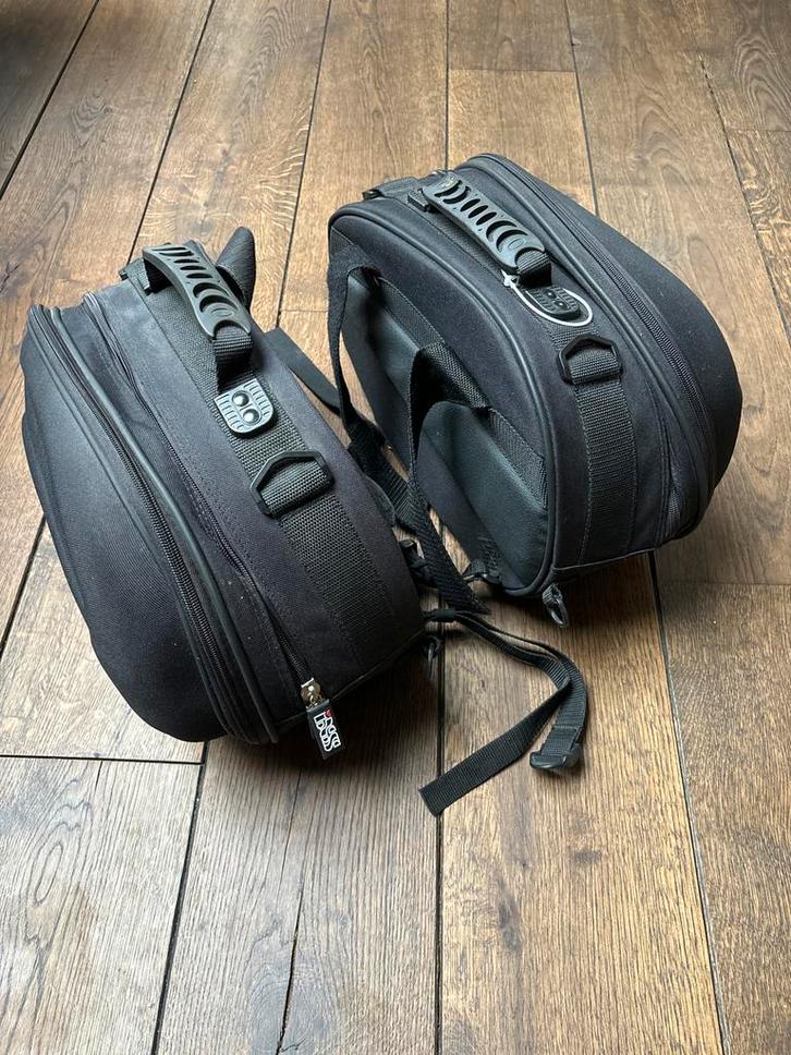 IXS Motor Zijtassen - Praktisch en Veilig, Motoren, Accessoires | Koffers en Tassen, Gebruikt, Ophalen